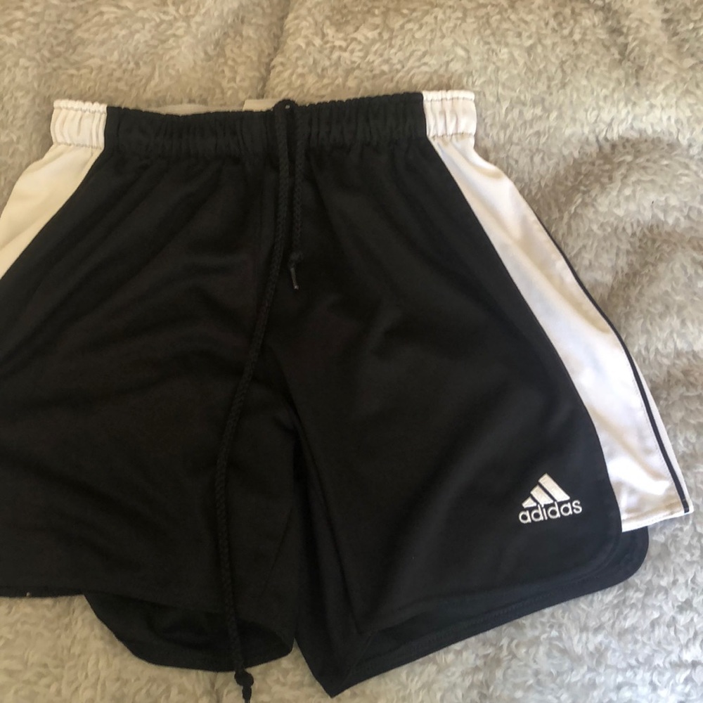 Black adidas shorts size small